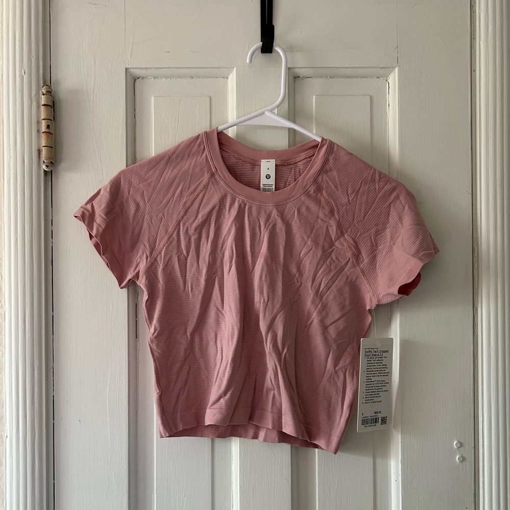 NWT Lululemon Swiftly Tech Cropped Short Sleeve Shirt in Pink Haze size 8